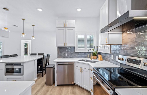 Allen House | Newly remodeled home with attached garage and large yard