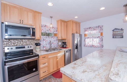 Forest Lake Cabin | Newly Remodeled Lake Cabin on Forest Lake only 30 minutes from Twin Cities