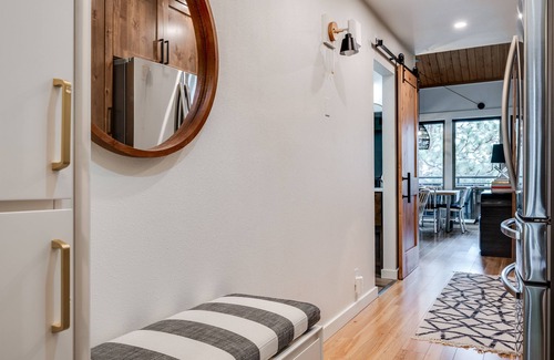 Bend Condo | Newly Remodeled Luxury Condo at Seventh Mountain Resort Close to Mt Bachelor
