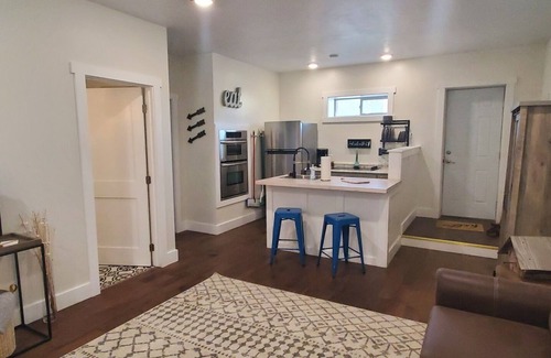 Anaconda Apartment | Newly Remodeled Nye's Place!