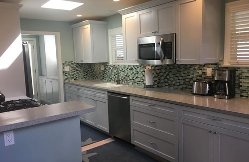Pierpont Bay House | Newly Remodeled Pierpont Beach Bungalow just a Short Walk to the Sand