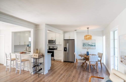 Florida Ridge House | Newly Remodeled Private Pool Home