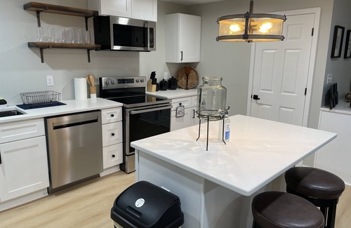 Collier Heights House | Newly remodeled private Atlanta home apartment