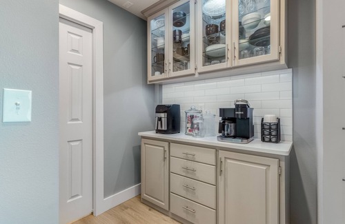 Walla Walla House | Newly remodeled, sleeps 6, with private backyard! Close to Walla Walla, WA