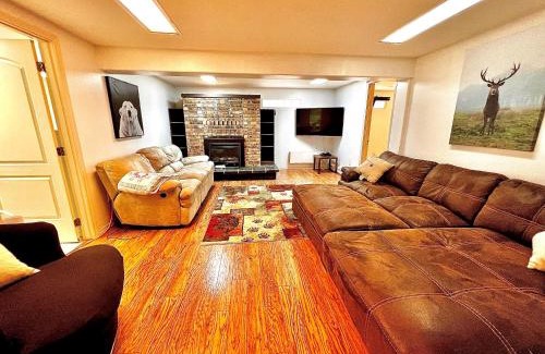 Rabbit Creek Apartment | Newly Remodeled spacious units, minutes from mountains, inlet, downtown and airport