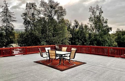 Rabbit Creek Apartment | Newly Remodeled spacious units, minutes from mountains, inlet, downtown and airport