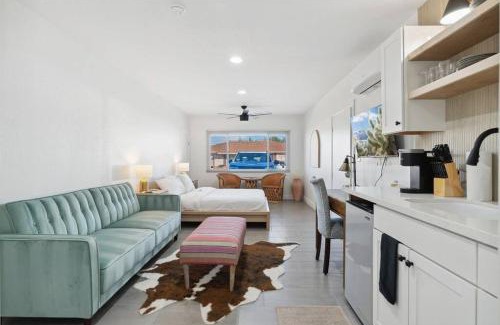 Cox Heights Apartment | Newly Remodeled Studio Minutes from Old Town