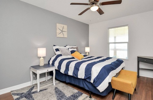 Freeport House | Newly Remodeled!!