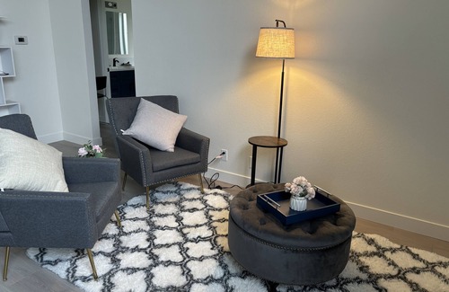 Rowland Heights House | Newly remodeled House in Rowland Heights 4b3b 30 mins to Disneyland