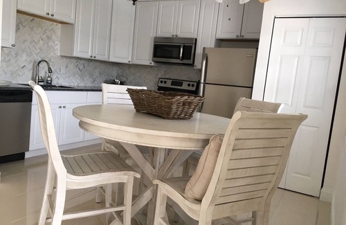 Coquina Key Condo | Newly remodeled water front condo. Fully furnished. Ground floor at Waterside.