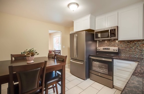 Spokane Valley House | Newly remodeled condo with yard & air hockey, near hiking & shopping