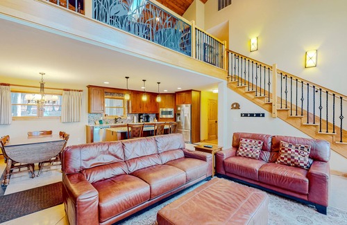 Empire House | Newly remodeled waterfront home on Little Glen Lake with deck, gas grill, AC