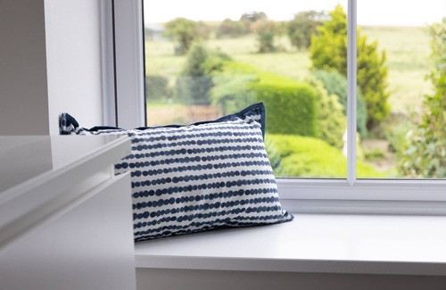 Hedley on the Hill Cottage | Newly renovated cottage -The Old Post Office