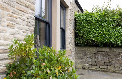 Hedley on the Hill Cottage | Newly renovated cottage -The Old Post Office