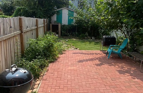 Bedford-Stuyvesant Apartment | Newly Renovated 1-bedroom apartment in Brooklyn 15 minutes from Manhattan