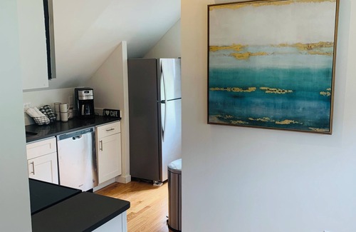 West Hartford Apartment | Newly Renovated 1 Bedroom West Hartford Apartment