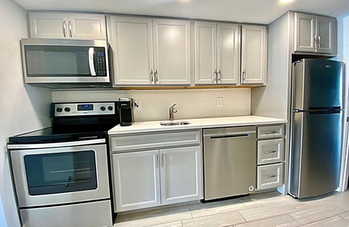 Myrtle Beach Condo | Newly renovated 15th floor Direct Oceanfront Condo