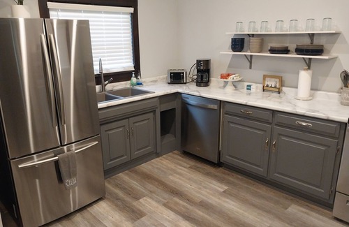 Kidron Other | Newly Renovated 1900 Farmhouse in the Heart of Ohio's Amish Country-Kidron!