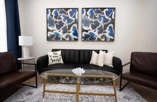 Wildwood Apartment | Newly renovated 2 bdr apt, 1 block from the beach