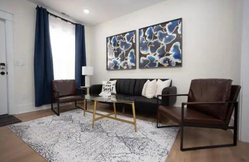 Wildwood Apartment | Newly renovated 2 bdr apt, 1 block from the beach