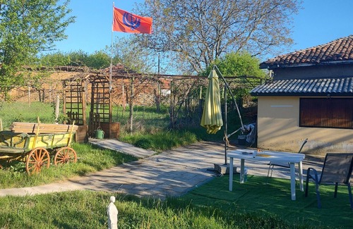 Tankovo Apartment | Newly Renovated 2 Bed Ground Floor Flat in Haskovo