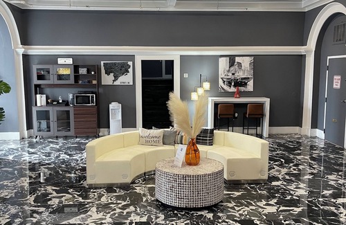 Midtown Apartment | Newly Renovated 2-Bedroom Oasis in the Heart of Midtwn/Downtwn Detroit w/theater