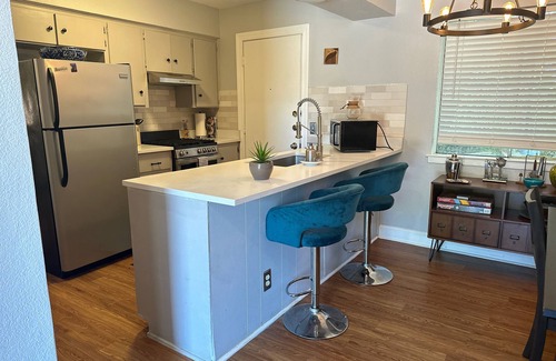 Parker Lane House | Newly renovated 2-bedroom house in Austin! Minutes from DT, SOCO & the airport!