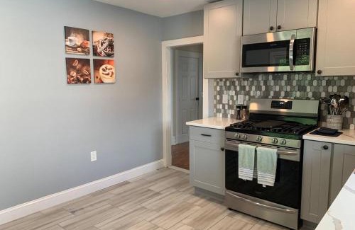 Montclair Apartment | Newly Renovated 2 BR downtown Apt, family getaway.
