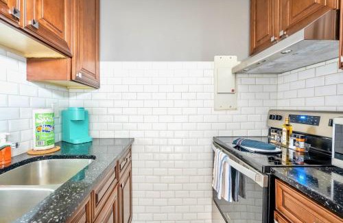 Rosedale Apartment | Newly Renovated 2BR Unit in Glenview West