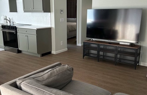 Federal Way Apartment | Newly Renovated 2BR Near Puget Sound and Airport