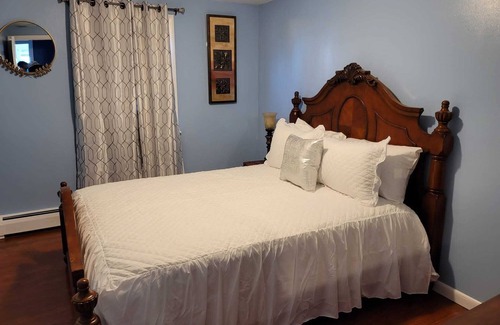 New Britain House | Newly renovated 3 bedrooms entire unit