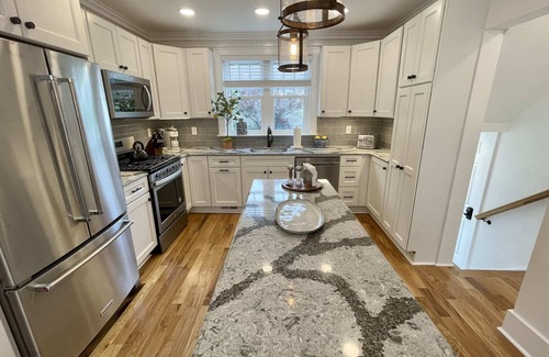 Skaneateles House | Newly renovated 3 bed/2bath pet friendly home. Walking distance of village!