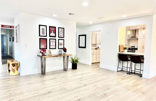 Norman House | Newly Renovated 3 bedroom home…5 minute walk to the OU Campus & sports venues
