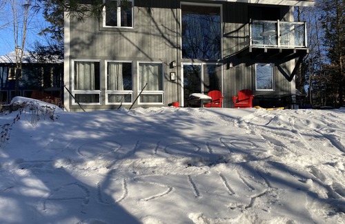 Orford Ski Chalet | Newly renovated 5 star Chalet only 5 min to Mt Orford! Come ski, hike & bike !