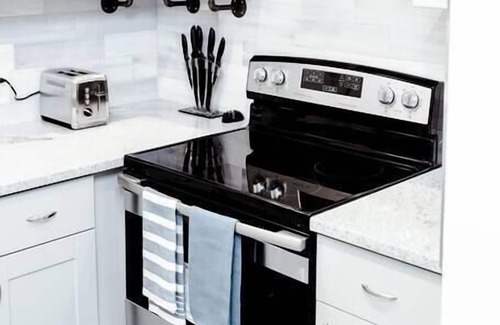 University District Apartment | Newly Renovated (6A) OSU/Central ❤NearEVERYTHING