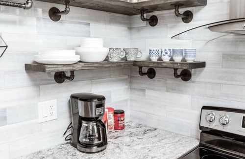 Columbus Apartment | Newly Renovated (9D) OSU/ExpoCenter/Central ❤NearEVERYTHING