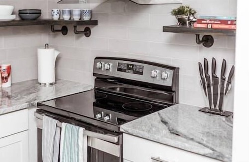 University District Apartment | Newly Renovated (9E) OSU/ExpoCenter/Central ❤NearEVERYTHING