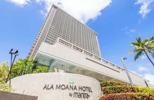 Ala Moana Condo | Newly Renovated Ala Moana Condo w Amazing Views 1122