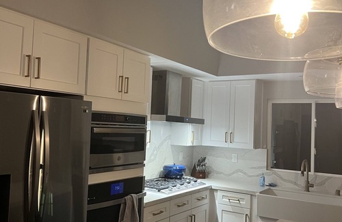 Lake Forest House | Newly renovated and furnished Lake Forest home near Orange County attractions!