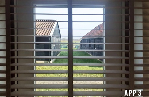Hollum Apartment | Newly renovated apartments on large grounds