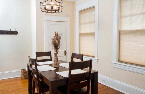 Old Southwest Apartment | Newly-renovated Apt near Downtown Roanoke
