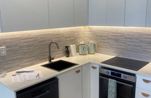Banksia Grove Apartment | Newly renovated, fully self contained granny flat close to Joondalup
