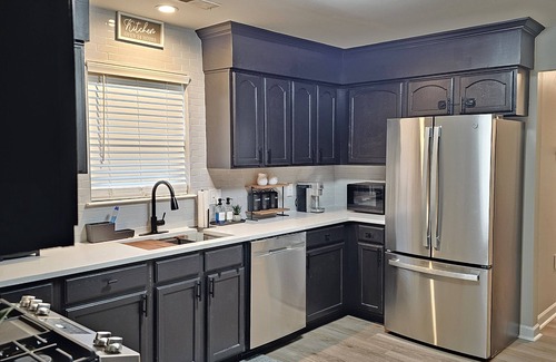 Atlantic City House | NEWLY RENOVATED! Bungalow Retreat 5 minutes from Theme Park and Beach