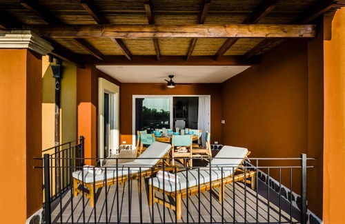Rio Seco Apartment | Newly Renovated, Beachfront, 3 bed Condo on Exclusive Langosta Beach!