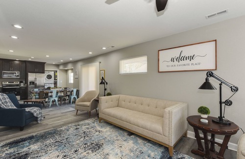 Buckroe Beach House | Newly Renovated Beach Rancher - Walk to the Beach!