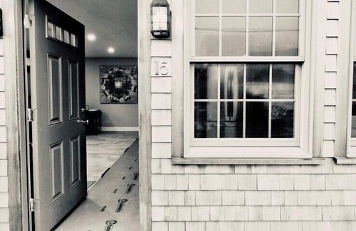 Smith Point House | Newly renovated beach cottage