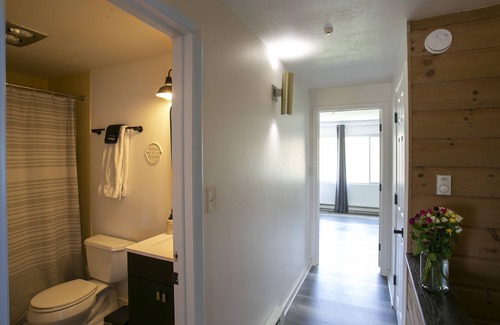 Cedar House | Newly Renovated Beautiful Sugar Loaf Condo w Pool, 4BR 4BA