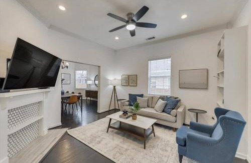 Kessler House | Newly Renovated Bishop Arts Home
