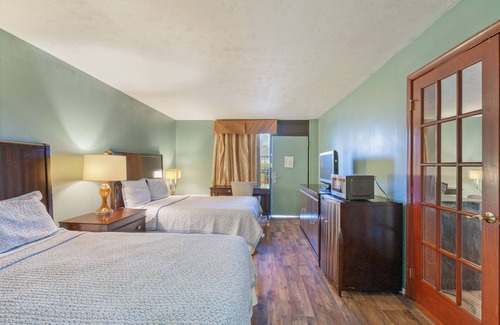 Williamsburg Hotel | Newly renovated boutique hotel close to College of William and Maryn