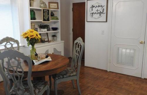 Braeswood Place House | Newly Renovated Braeswood Gem -Near Medical Center